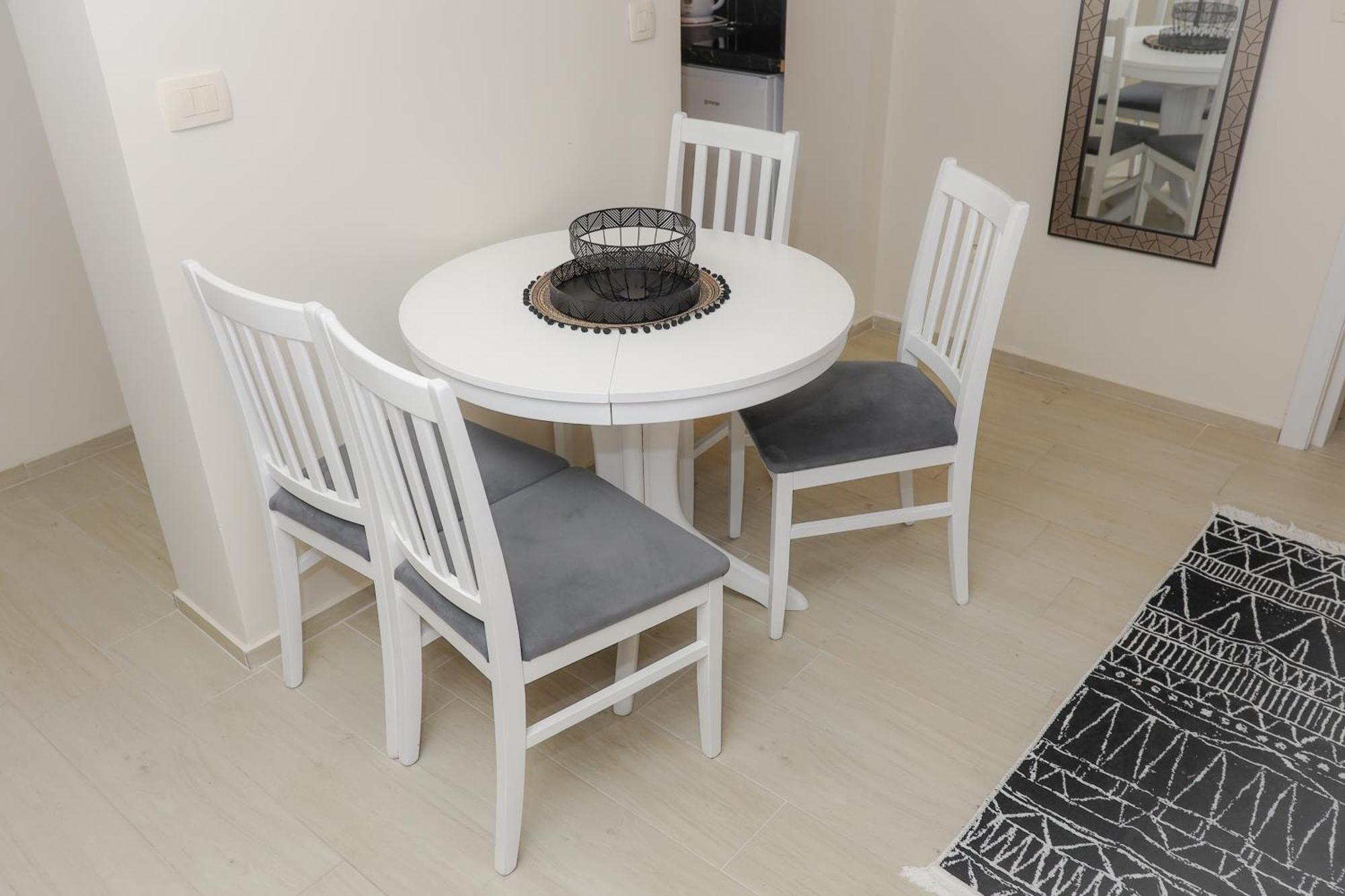 Apartments Milanovic تْشيرسيك نوفي الغرفة الصورة