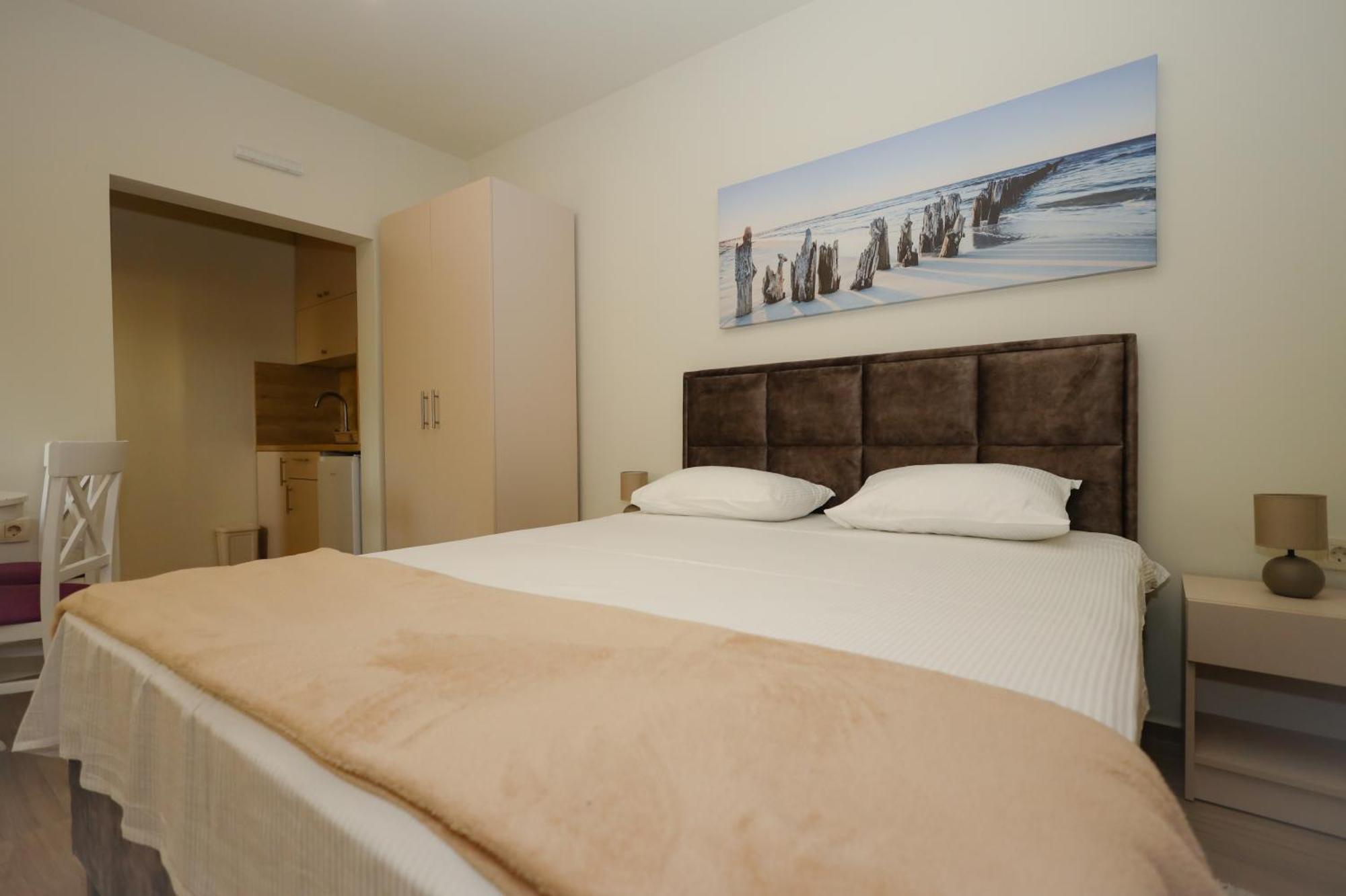 Apartments Milanovic تْشيرسيك نوفي المظهر الخارجي الصورة